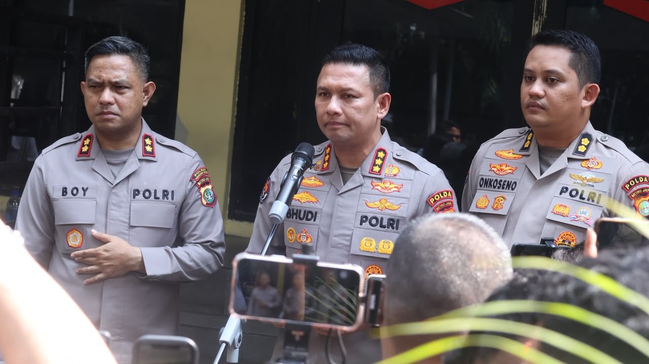Polda Metro Jaya Jelaskan Temuan 996 Benda Menyerupai Senjata di Yayasan Jaksel*
